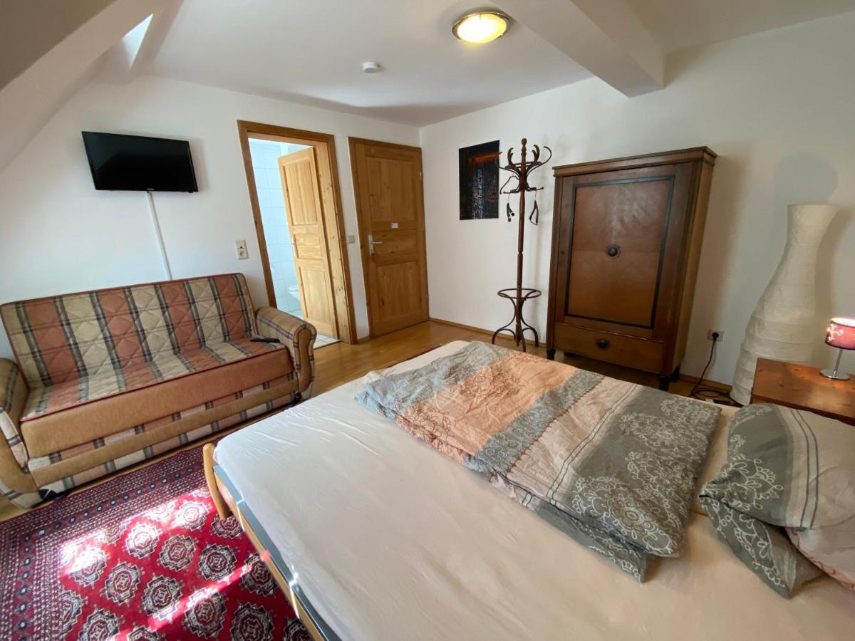 Felsenmuehle Neuleiningen Bed and Breakfast Exteriör bild