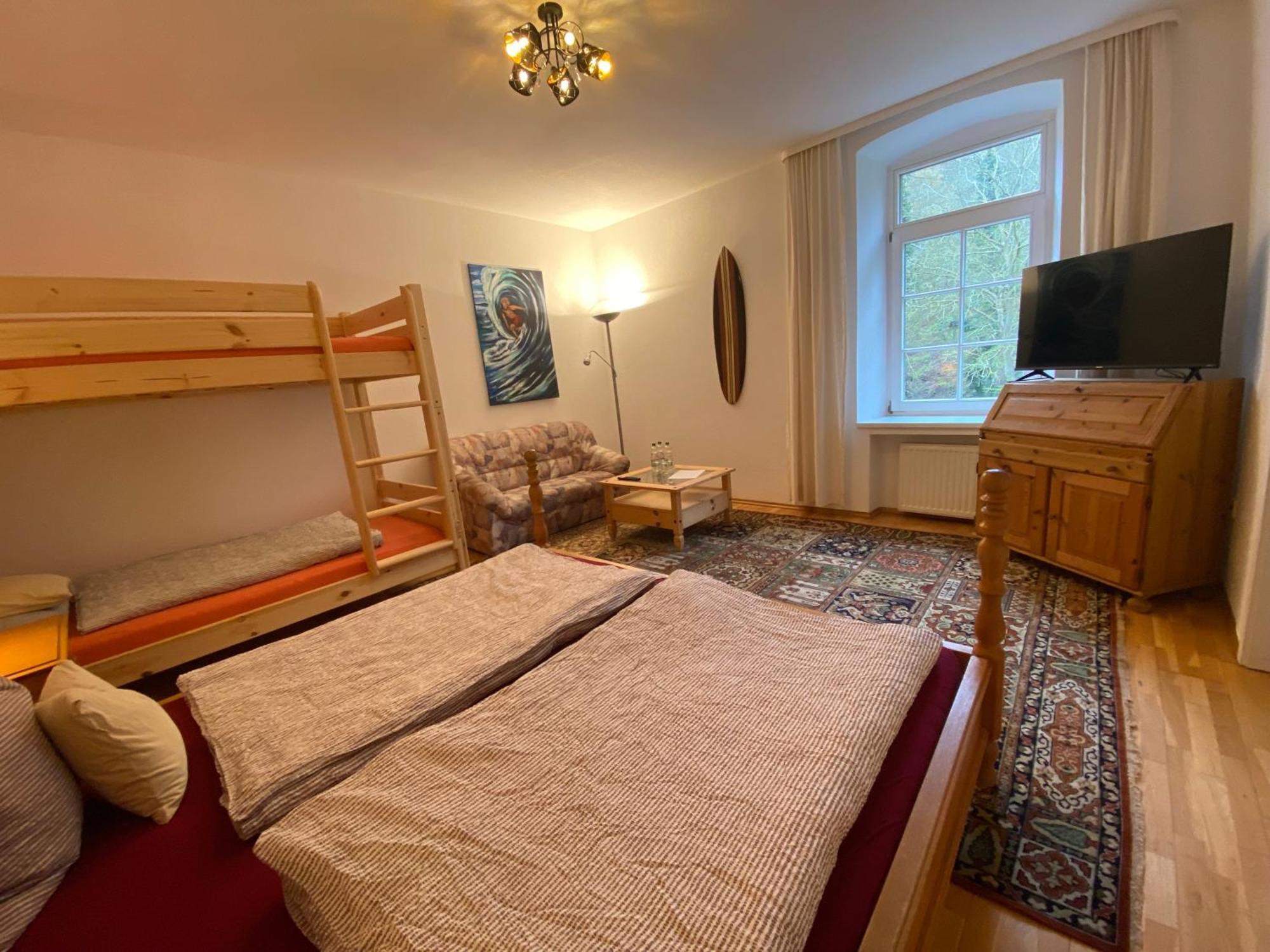 Felsenmuehle Neuleiningen Bed and Breakfast Exteriör bild